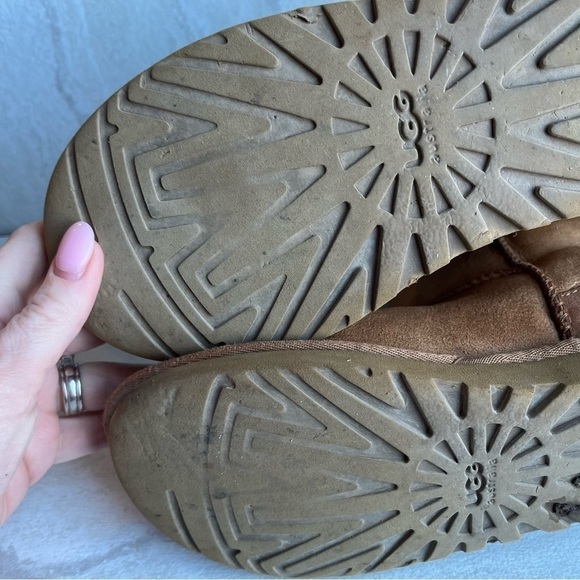 Ugg Classic Short Boot Brown Chestnut Womens 5 EU 36 - Picture 6 of 10
